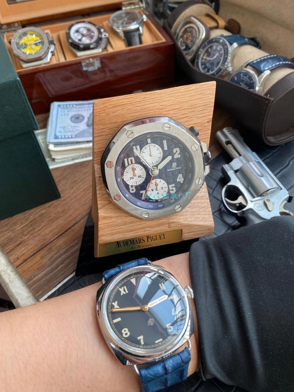 CK Factory Audemars PiguetAudemars Piguet  Royal Oak Offshore 26470经典致敬桌钟座钟 wrist watch  / AP219