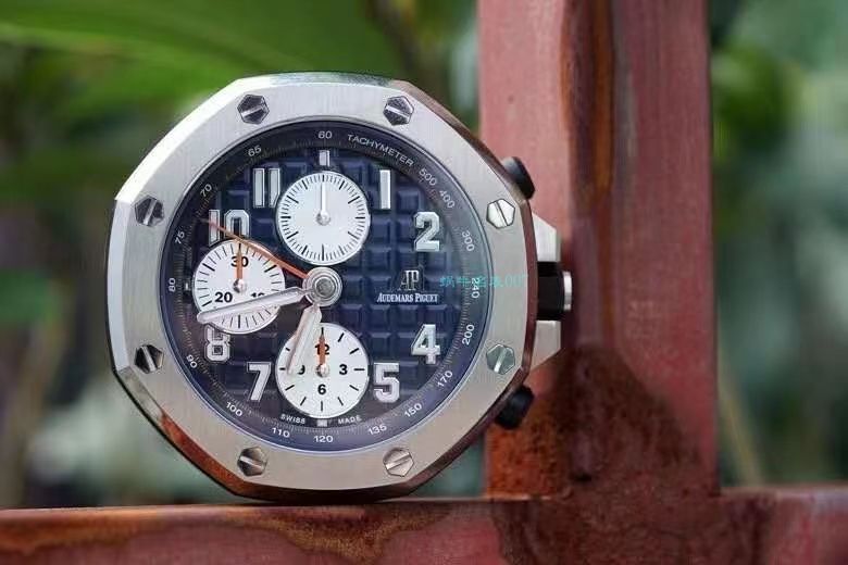 CK Factory Audemars PiguetAudemars Piguet  Royal Oak Offshore 26470经典致敬桌钟座钟 wrist watch  / AP219