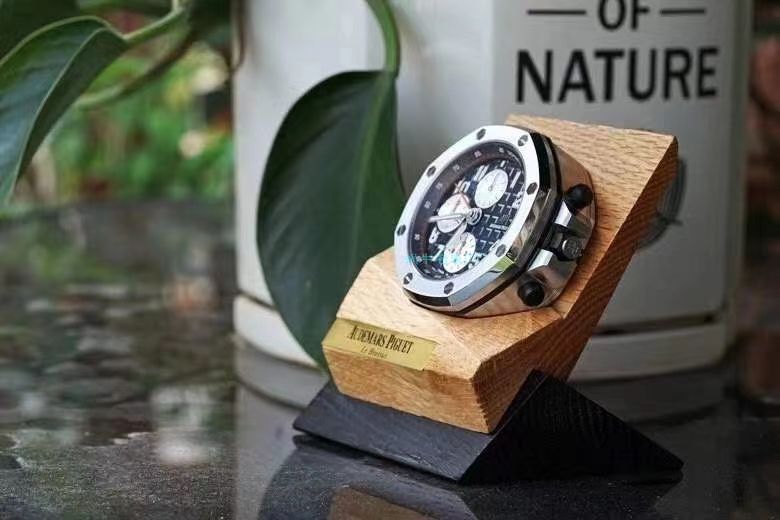 CK Factory Audemars PiguetAudemars Piguet  Royal Oak Offshore 26470经典致敬桌钟座钟 wrist watch  / AP219