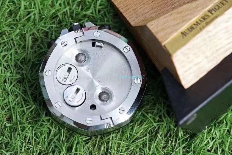 CK Factory Audemars PiguetAudemars Piguet  Royal Oak Offshore 26470经典致敬桌钟座钟 wrist watch  / AP219