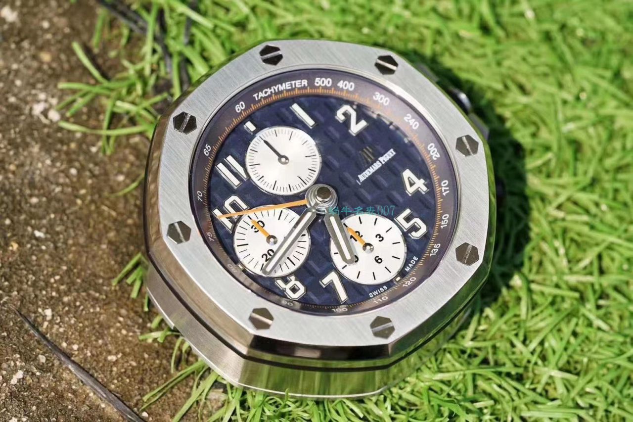 CK Factory Audemars PiguetAudemars Piguet  Royal Oak Offshore 26470经典致敬桌钟座钟 wrist watch  / AP219