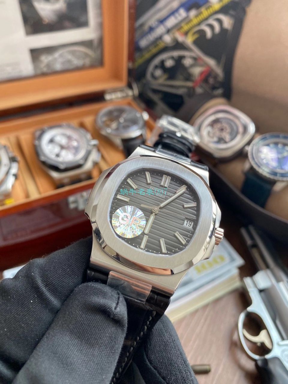 GR Factory V2版本1比1超A复刻高仿手表 PATEK PHILIPPE  Nautilus 5711/1A-011 wrist watch  / BD353