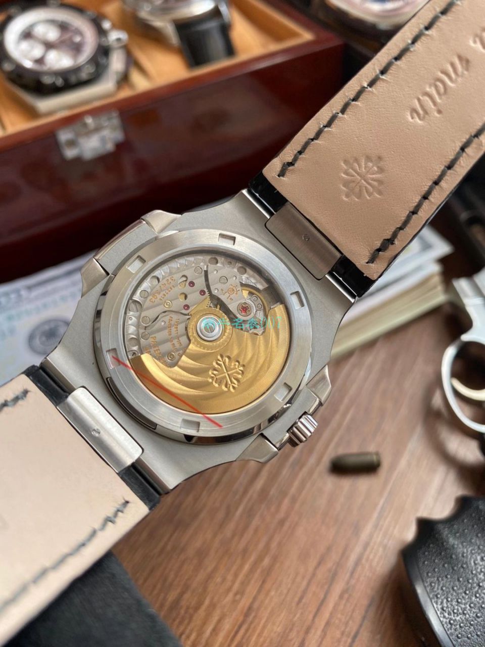 GR Factory V2版本1比1超A精仿手表 PATEK PHILIPPE  Nautilus 5711G 白金 wrist watch  / BD339