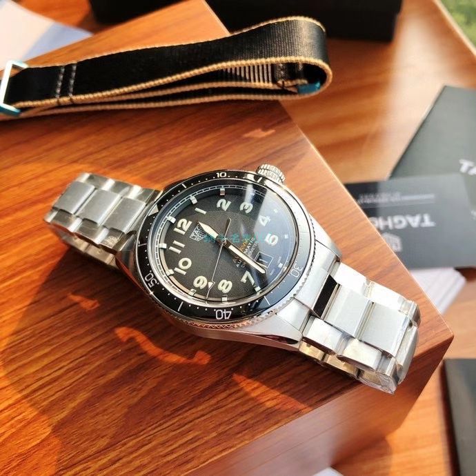  TAG Heuer TAG HEUER AUTAVIA渠道原单WBE5114.EB0173 wrist watch  / TG110