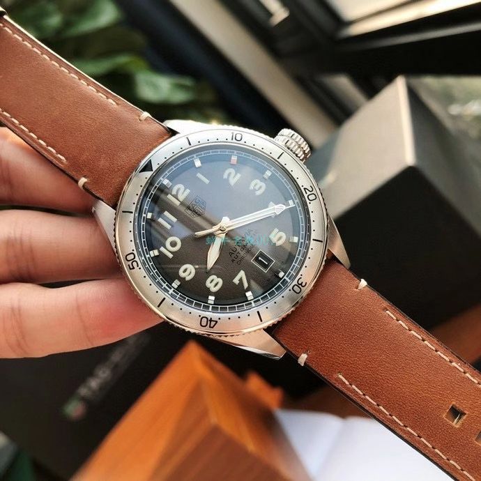 TAG Heuer TAG HEUER AUTAVIA渠道原单WBE5114.EB0173 wrist watch  / TG110