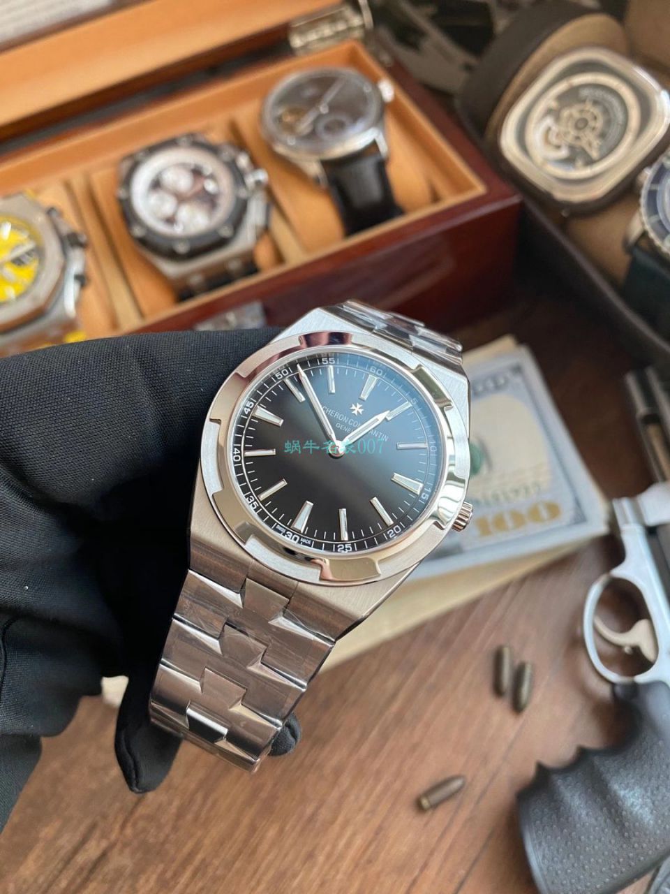 XF Factory Vacheron Constantin   Overseas 1比1复刻高仿手表海外超薄2000v黑面 / JS233