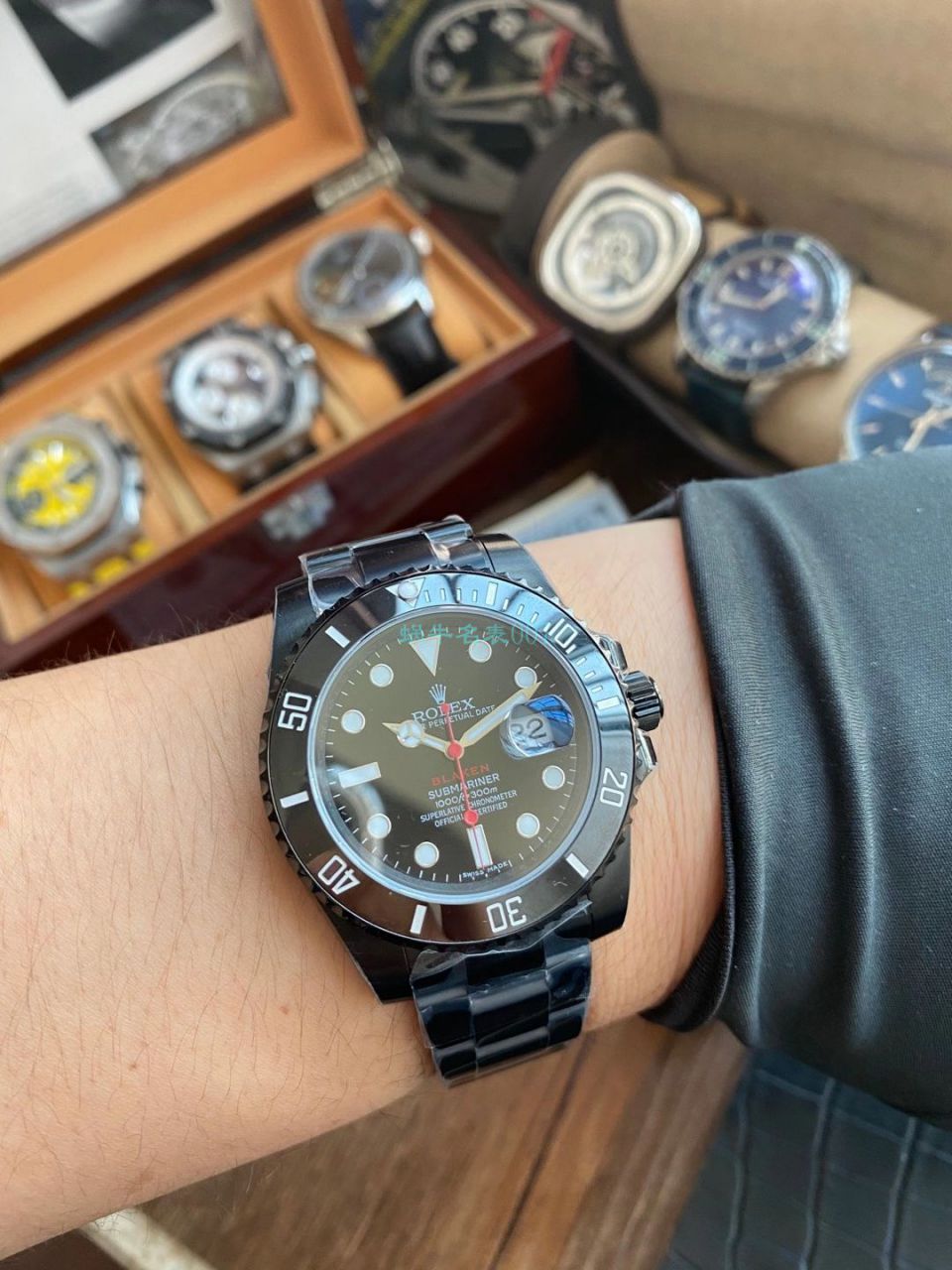 V9 Factory  Rolex 水鬼 top 复刻手表BLAKEN  SUBMARINER  DATE LV官方同款曜黑改装版 / R670