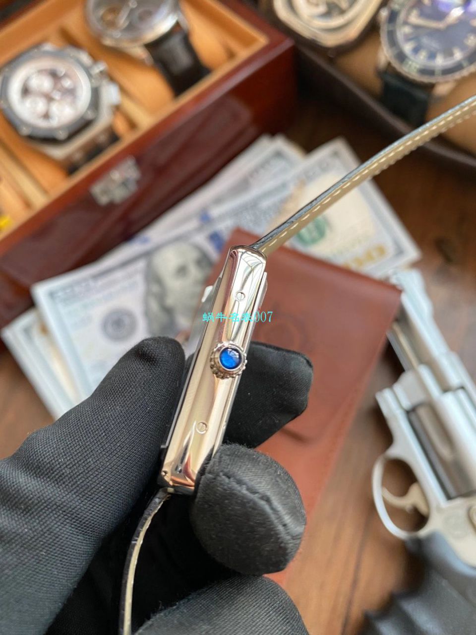 V9 Factory  Cartier  坦克系列1比1复刻高仿手表W5200026（超大号） wrist watch  / K313