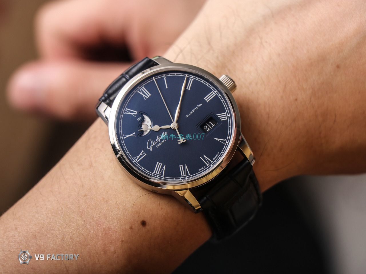 【视频最大的高仿手表网站】V9 Factory glashuette original原创议员月相100-04-05-12-30 wrist watch  / GLA069