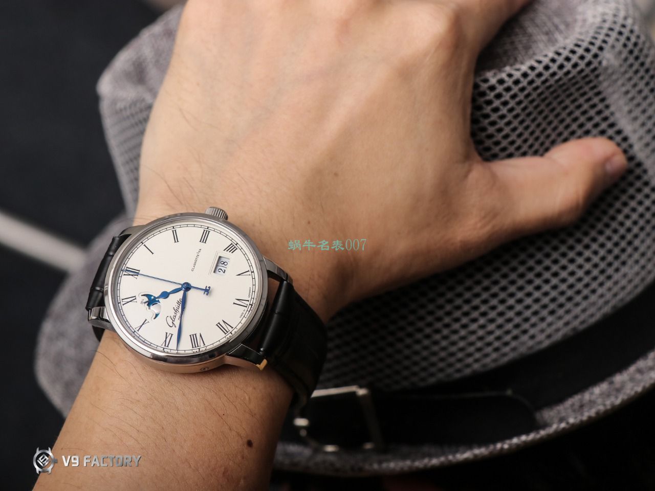 【视频最大的高仿手表网站】V9 Factory glashuette original原创议员月相100-04-05-12-30 wrist watch  / GLA069