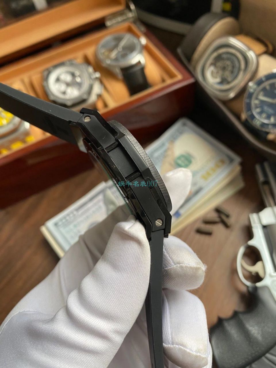 【 Video analysis  top 复刻手表最靠谱的商家】 hublot  big bang  Tourbillon 304.TX.1170.LR 不同版本对比视频 / YB112