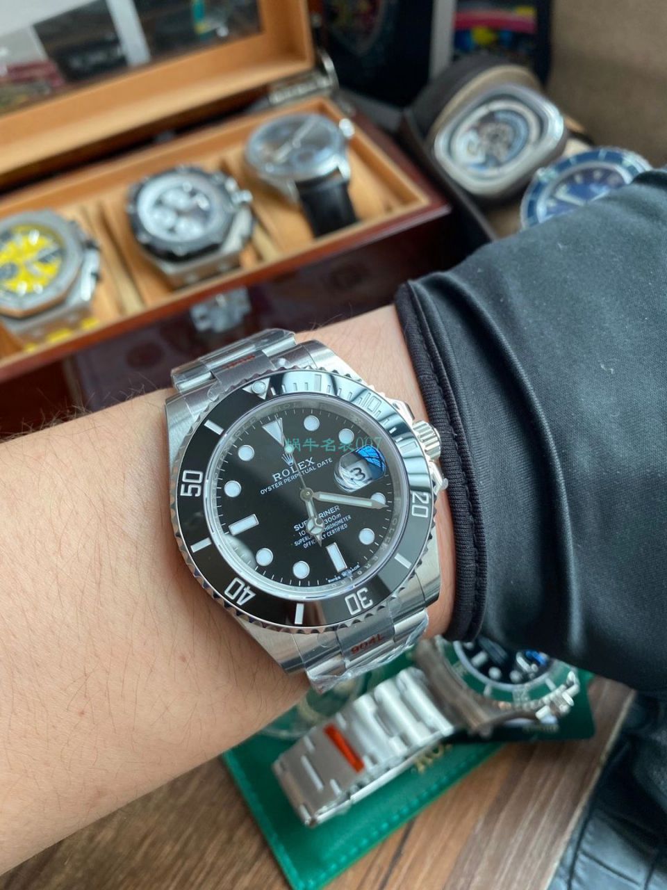  Video analysis EW Factory  Rolex 专柜新款 Submariner 1比1超A高仿手表41毫米m126610lv-0002 wrist watch  / R687