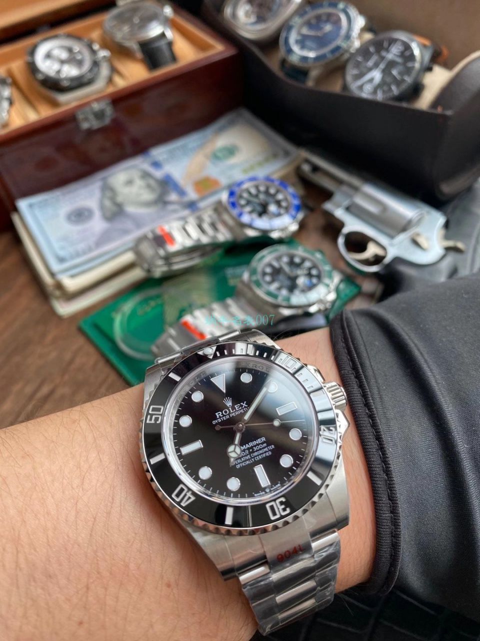  Video analysis EW Factory  Rolex 专柜新款 Submariner 1比1超A高仿手表41毫米m126610lv-0002 wrist watch  / R687