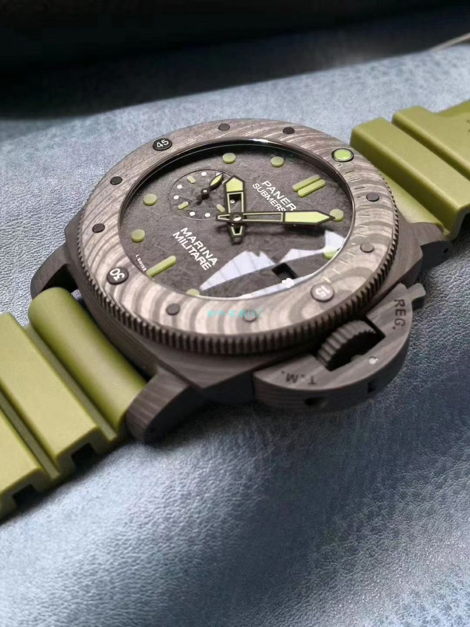 【VS Factory 新品军绿色英雄情结复刻手表】Panerai 高仿SUBMERSIBLE 潜行系列PAM00961 wrist watch  / VSPAM961