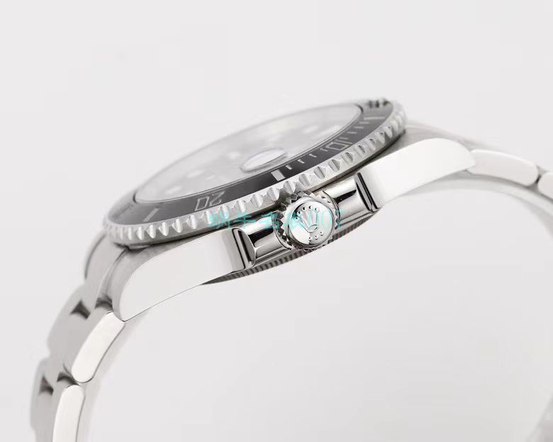V6 Factory  Rolex 复刻高仿 Submariner 全新3135 Movement 版本116610LN-97200 wrist watch  / R693