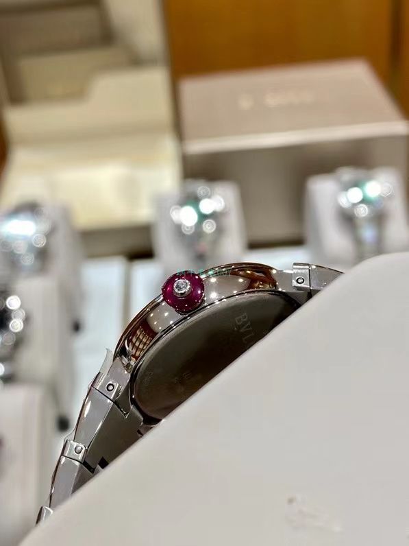BV Factory  BVLGARI 一比一复刻高仿女士手表LVCEA系列102194 LU28WSPGSPG/12 wrist watch  / BG066