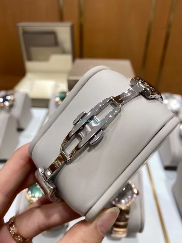 BV Factory  BVLGARI 一比一复刻高仿女士手表LVCEA系列102194 LU28WSPGSPG/12 wrist watch  / BG066