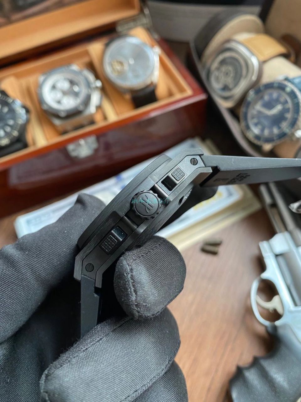 【 Video analysis 】V6 Factory  hublot BIG BANG big bang  carbon fiber 301.QX.1724.RX wrist watch  / YB113