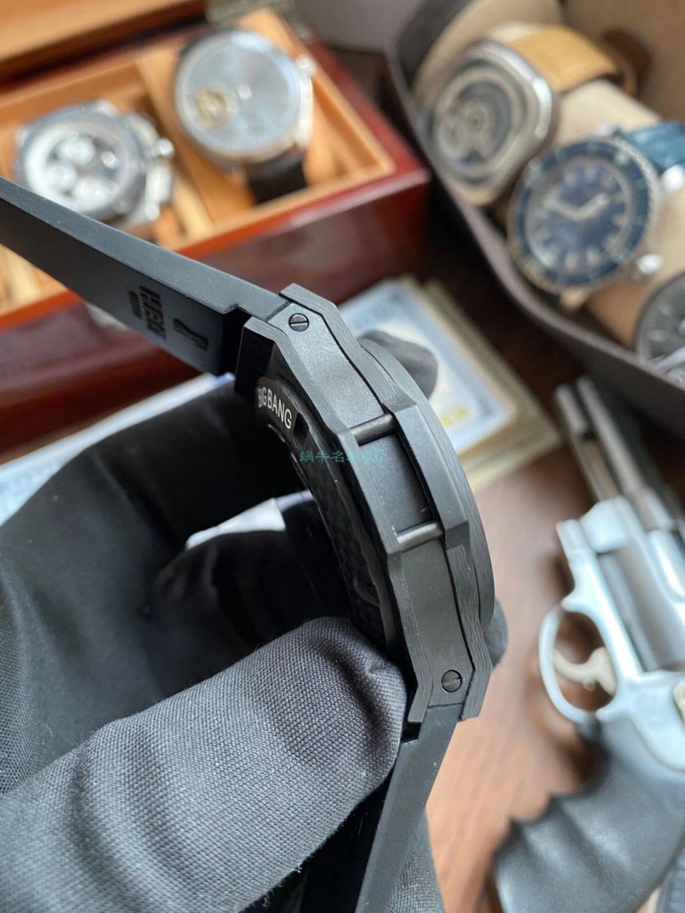 【 Video analysis 】V6 Factory  hublot BIG BANG big bang  carbon fiber 301.QX.1724.RX wrist watch  / YB113