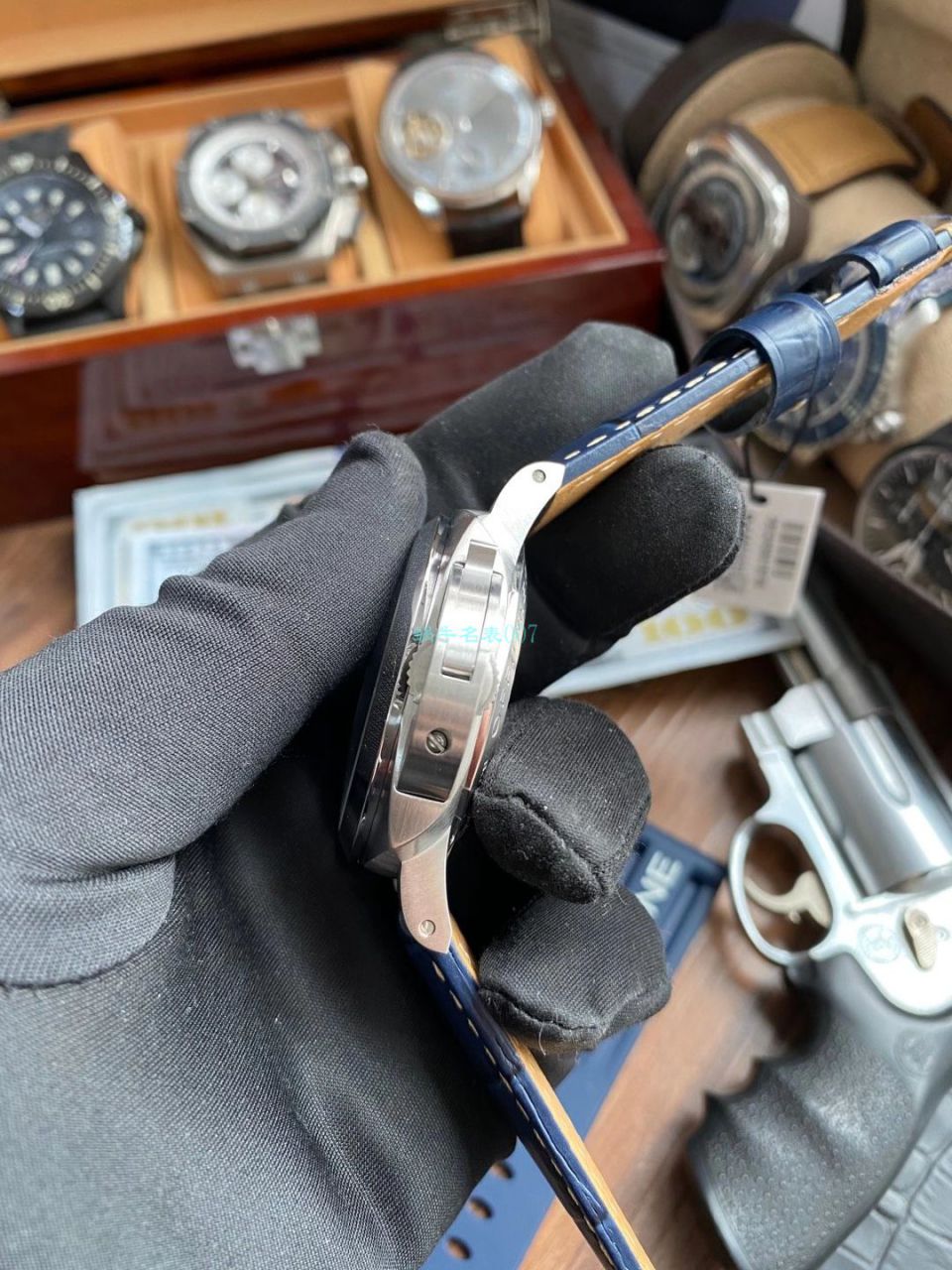 VS Factory Panerai 1比1 top 高精仿手表GMT两地时PAM01033 wrist watch  / PAM01033VSC