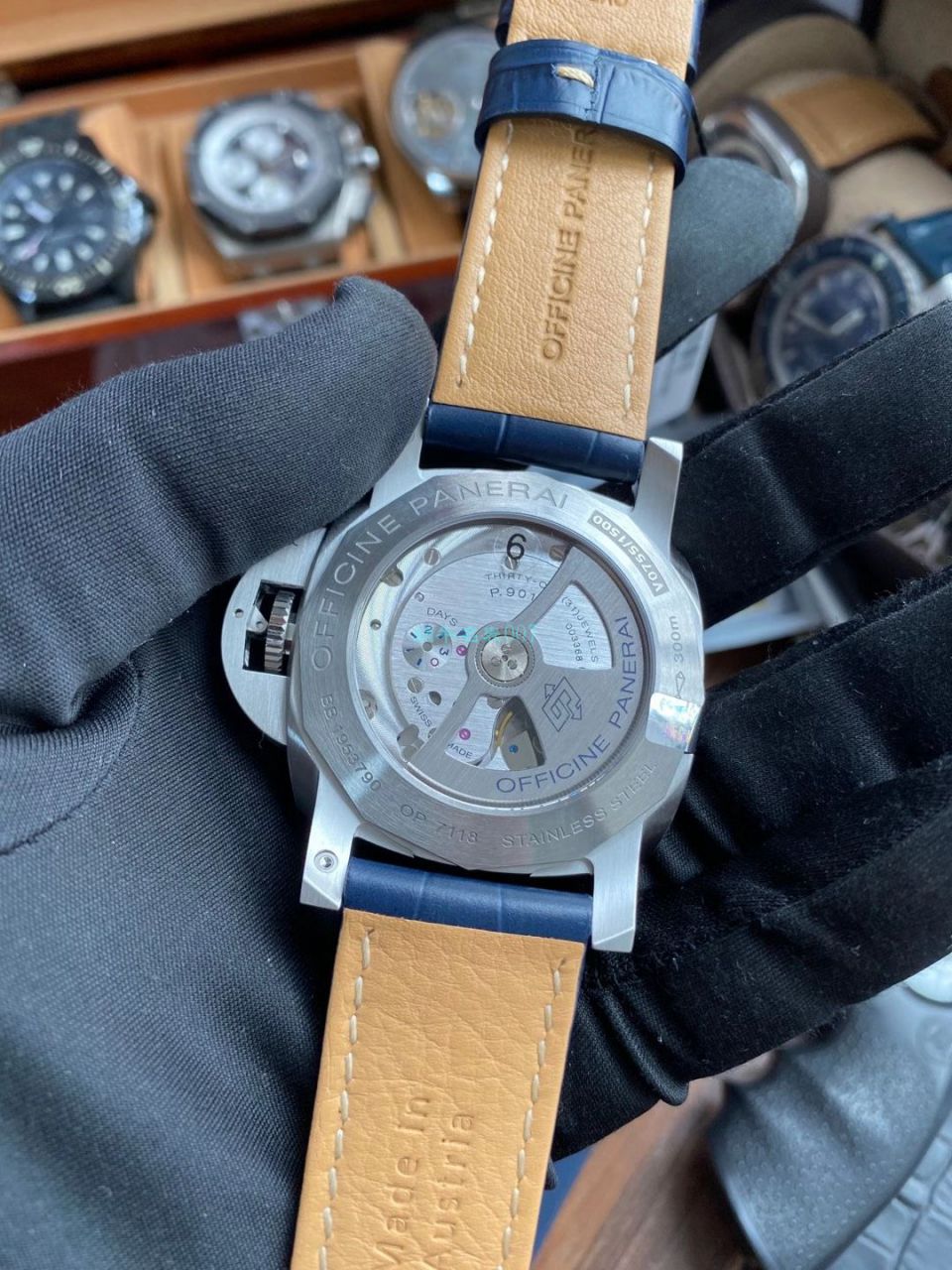 VS Factory Panerai 1比1 top 高精仿手表GMT两地时PAM01033 wrist watch  / PAM01033VSC