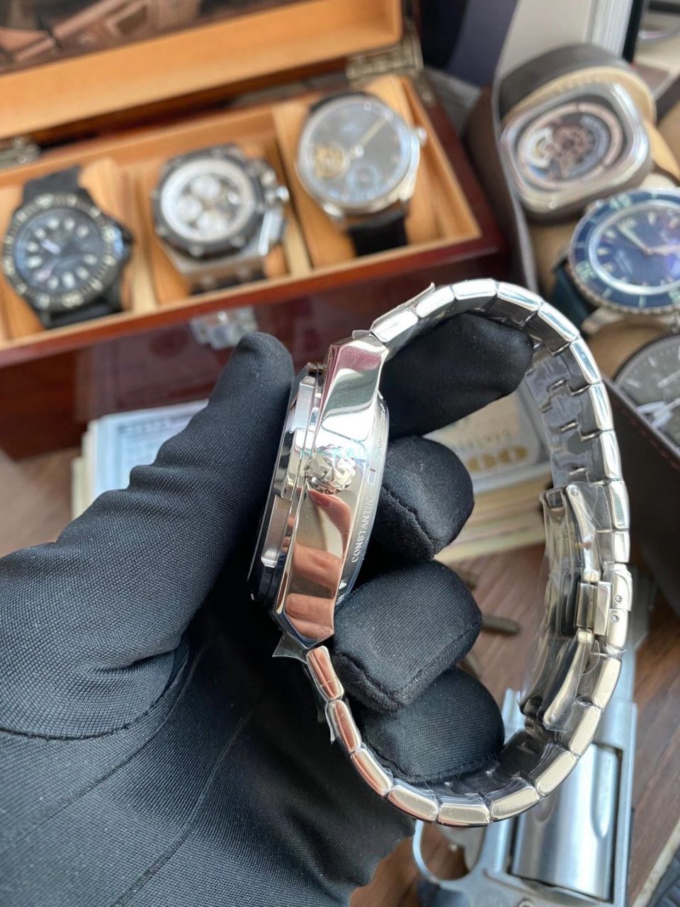 EUR Factory Vacheron Constantin   Overseas  Tourbillon 高仿手表6000V/110A-B544 wrist watch  / JS236