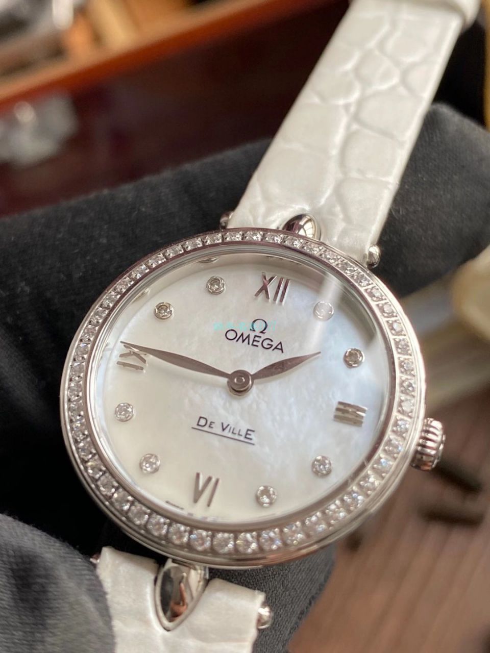 3S Factory OMEGA碟飞典雅Dewdrop女装424.53.27.60.55.001，424.58.27.60.55.001 wrist watch  / M776