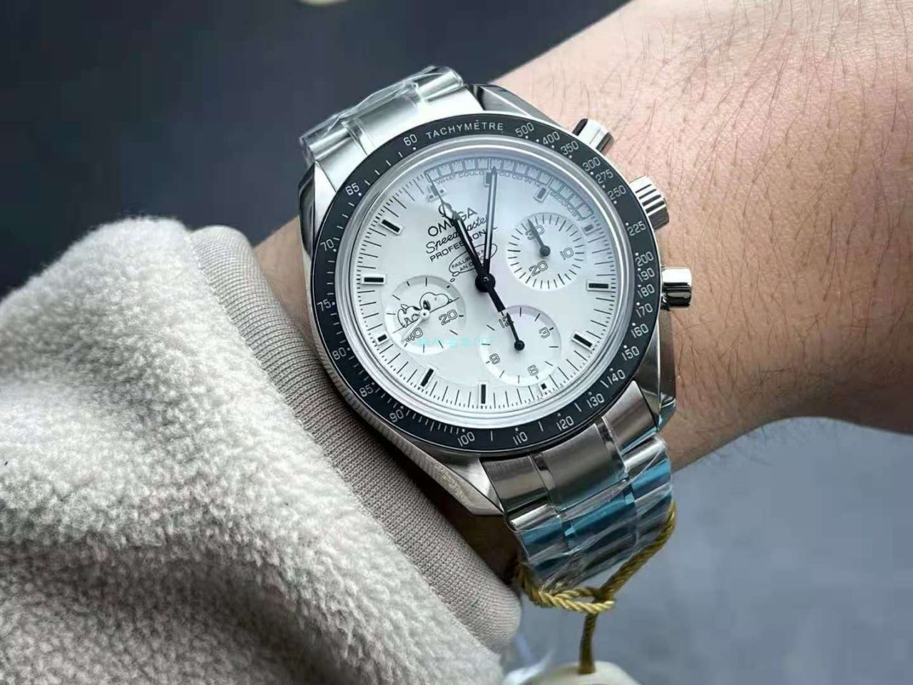 OM Factory OMEGA超霸史努比一比一超A精仿手表311.32.42.30.04.003 wrist watch  / M773