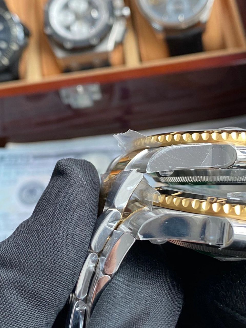VS Factory  Rolex 复刻高仿间金 Submariner 116613-LN-97203 wrist watch （可选包金或者镀金） / R701