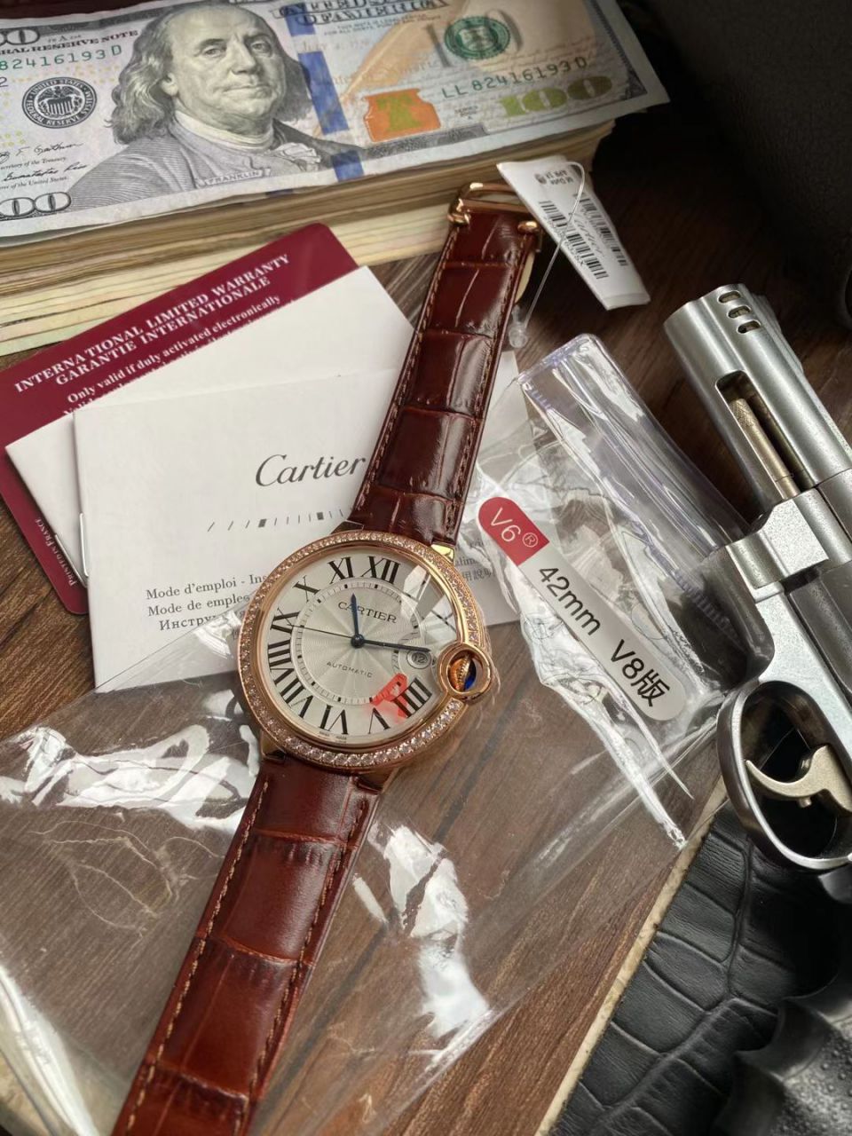 V6 Factory  Cartier  蓝气球男装42毫米WJBB0035超A高仿手表 / K327