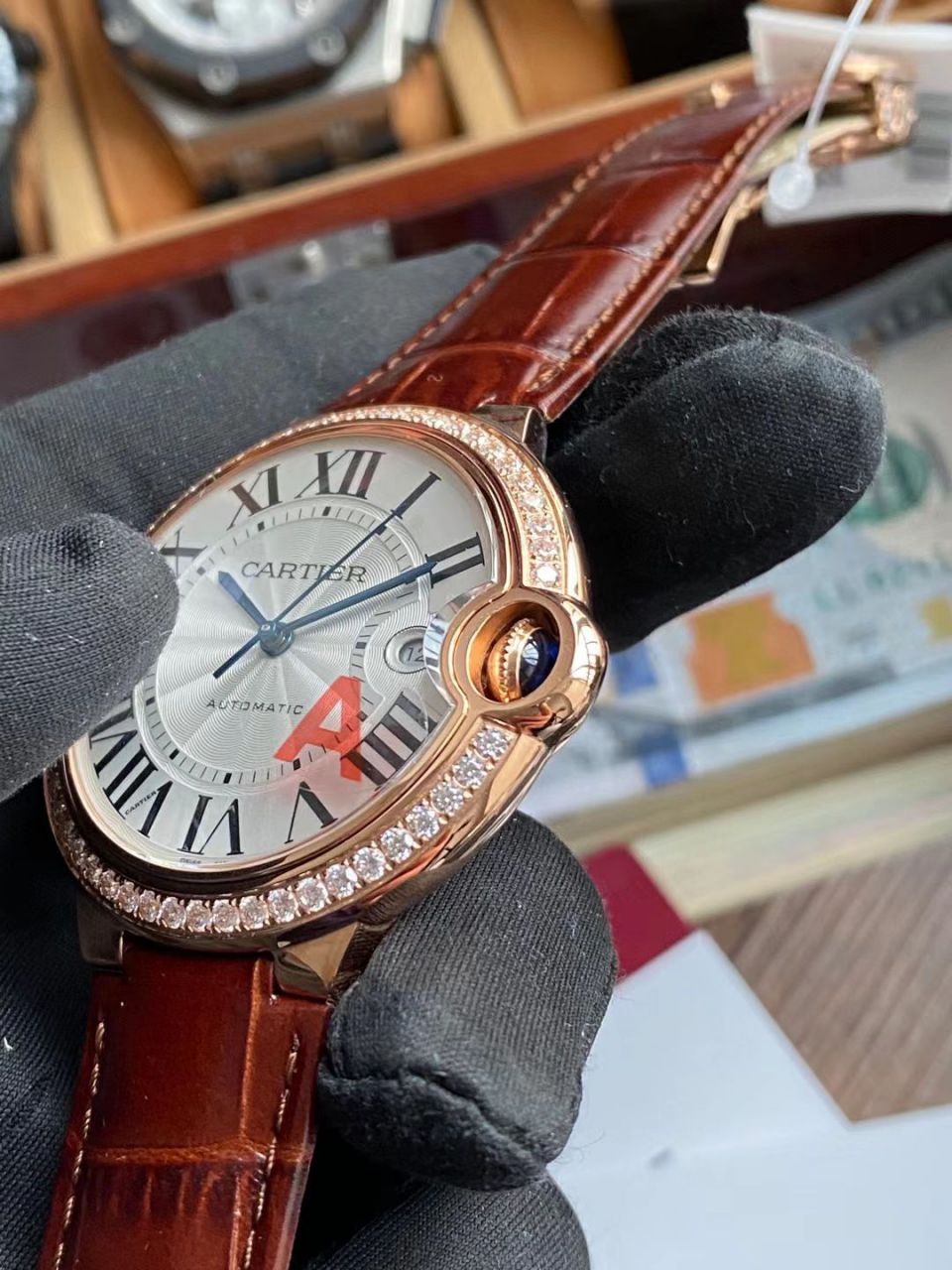 V6 Factory  Cartier  蓝气球男装42毫米WJBB0035超A高仿手表 / K327