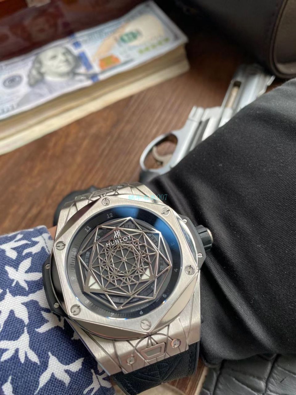 WWF Factory  hublot BIG BANG刺青一比一 top 高精仿手表415.NX.1112.VR.MXM16 wrist watch  / YB116