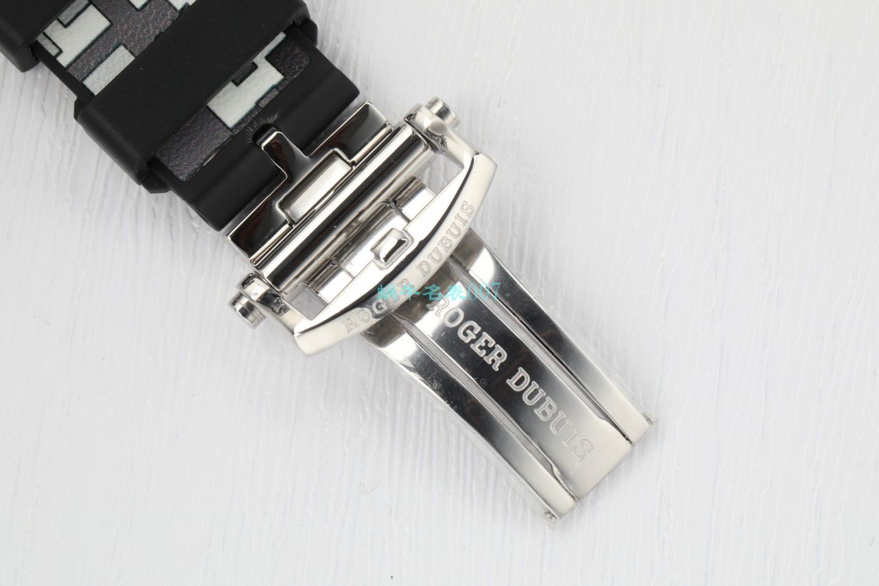 BBR Factory Roger Dubuis1比1高仿 Tourbillon 手表彩色旋风RDDBEX0938，RDDBEX0939，RDDBEX0393，RDDBEX0940 / LJ093