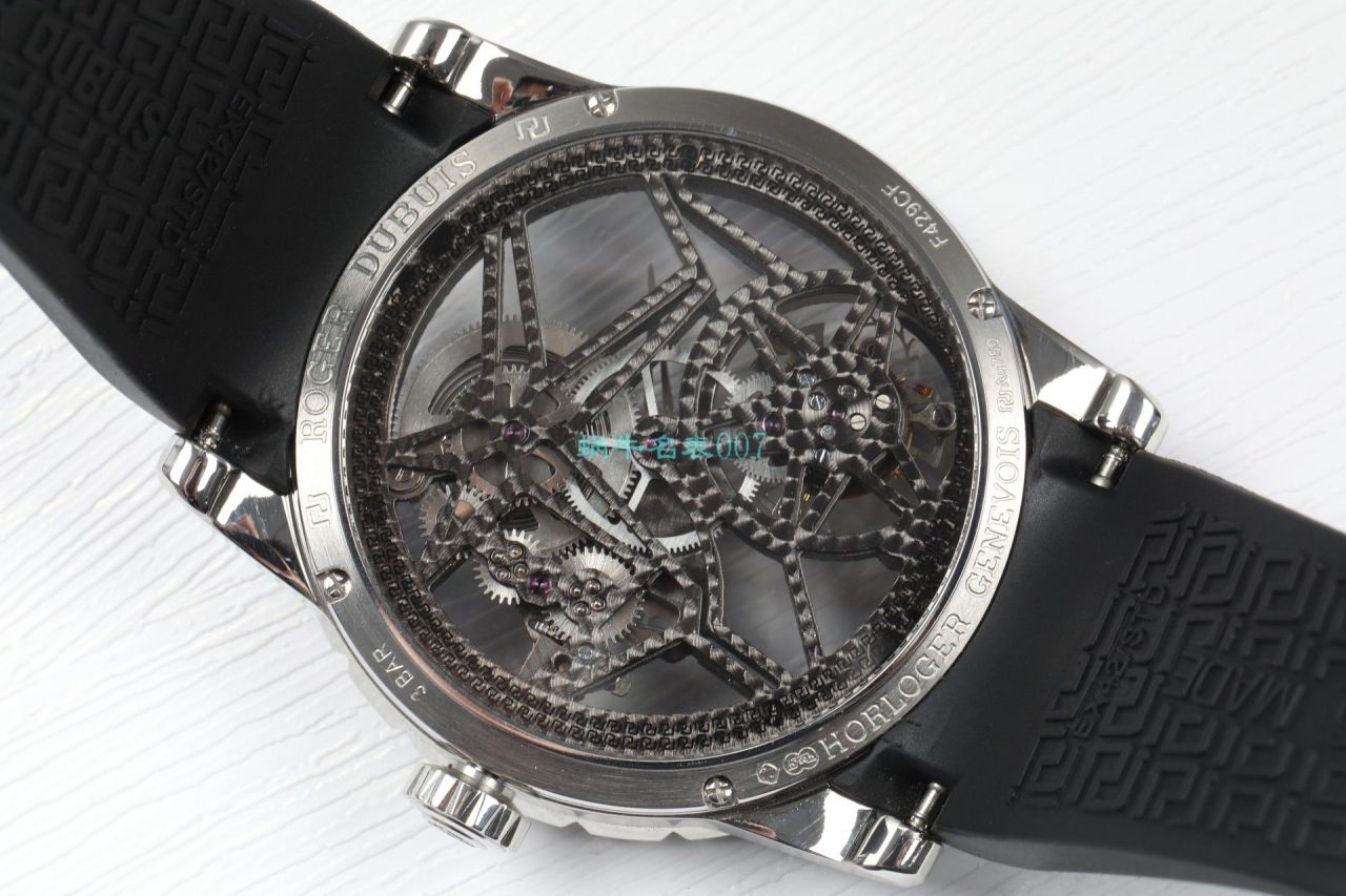 BBR Factory Roger Dubuis1比1高仿 Tourbillon 手表彩色旋风RDDBEX0938，RDDBEX0939，RDDBEX0393，RDDBEX0940 / LJ093