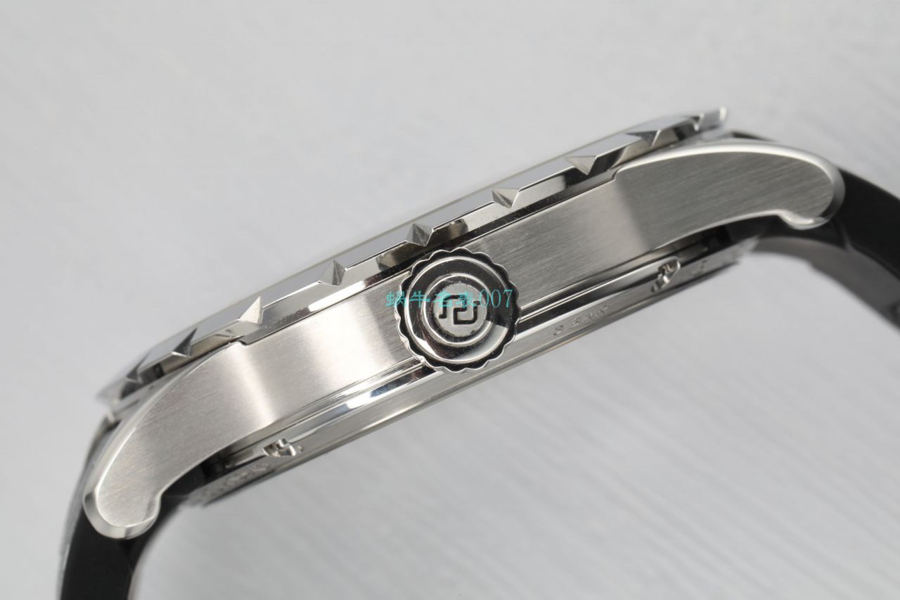 BBR Factory Roger Dubuis1比1高仿 Tourbillon 手表彩色旋风RDDBEX0938，RDDBEX0939，RDDBEX0393，RDDBEX0940 / LJ093