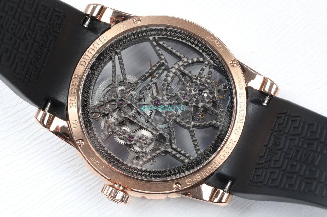 BBR Factory Roger Dubuis1比1高仿 Tourbillon 手表彩色旋风RDDBEX0938，RDDBEX0939，RDDBEX0393，RDDBEX0940 / LJ093