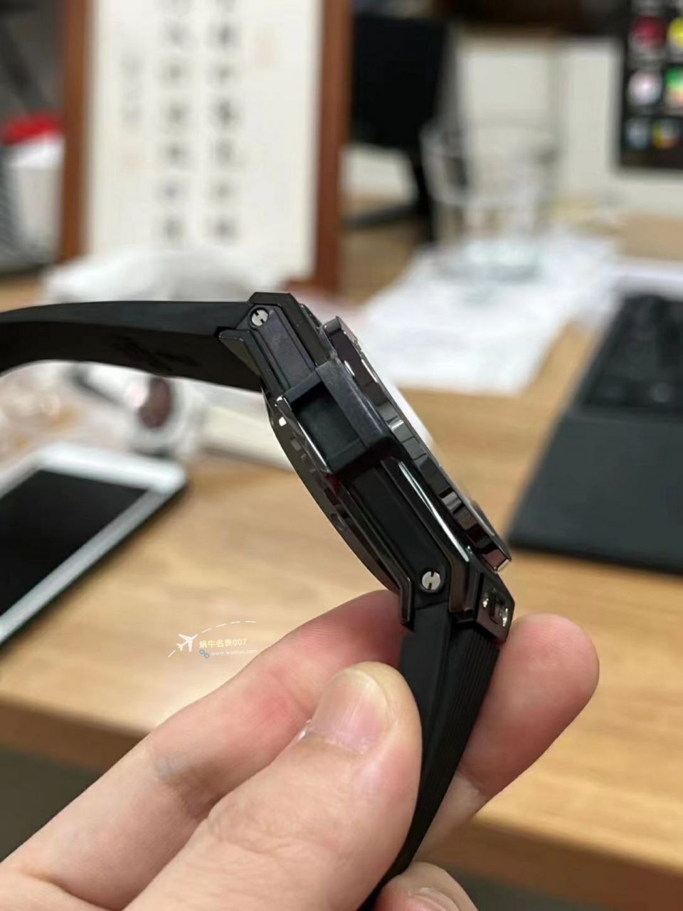  Video analysis ZF top 复刻高仿彩色 Composite  hublot BIG BANG系列441.HX.1170.RX，441.CY.471Y.RX wrist watch  / YB121