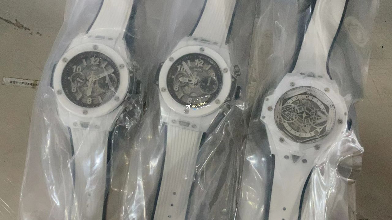  Video analysis ZF top 复刻高仿彩色 Composite  hublot BIG BANG系列441.HX.1170.RX，441.CY.471Y.RX wrist watch  / YB121