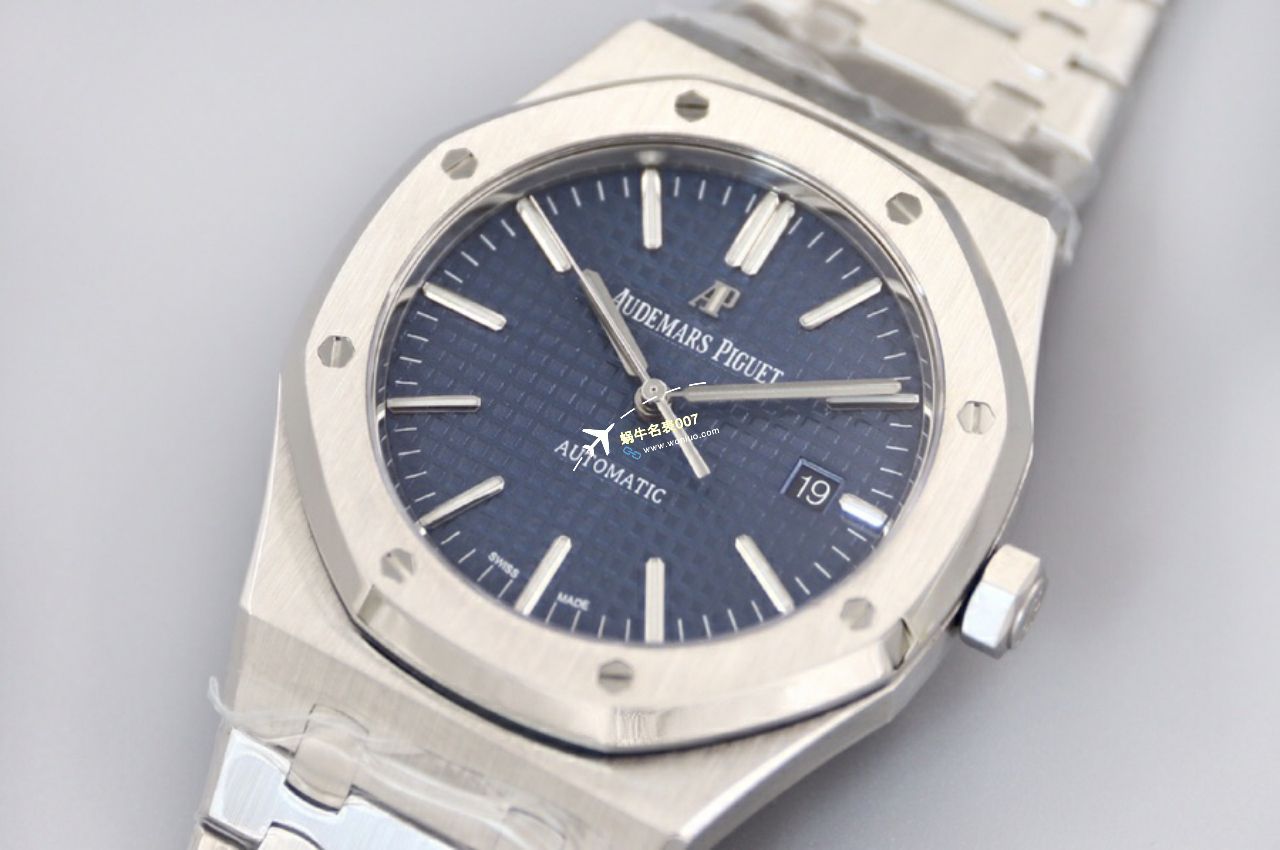  Video analysis APS Factory Audemars Piguet 复刻高仿15400手表15400ST.OO.1220ST.03，15400ST.OO.1220ST.02 / AP223