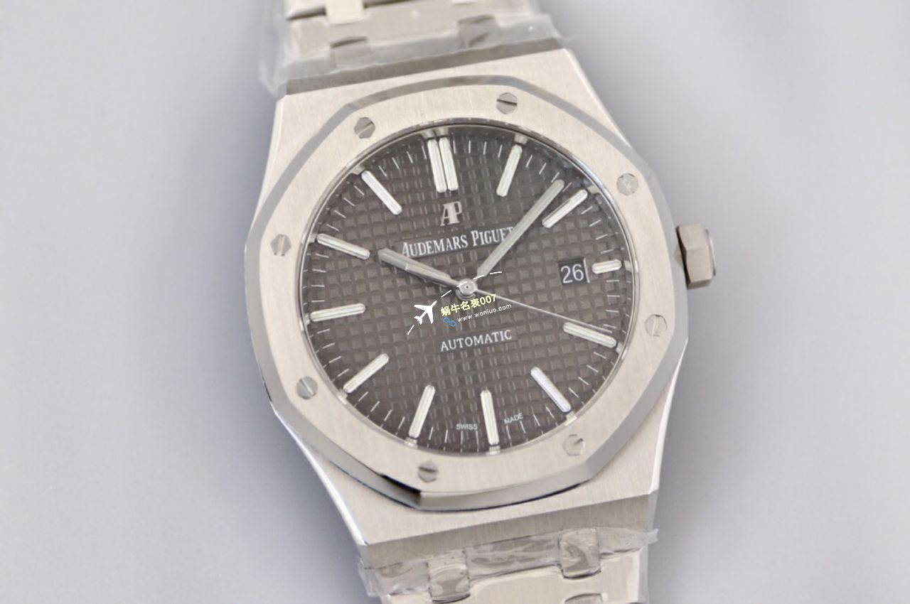  Video analysis APS Factory Audemars Piguet 复刻高仿15400手表15400ST.OO.1220ST.03，15400ST.OO.1220ST.02 / AP223