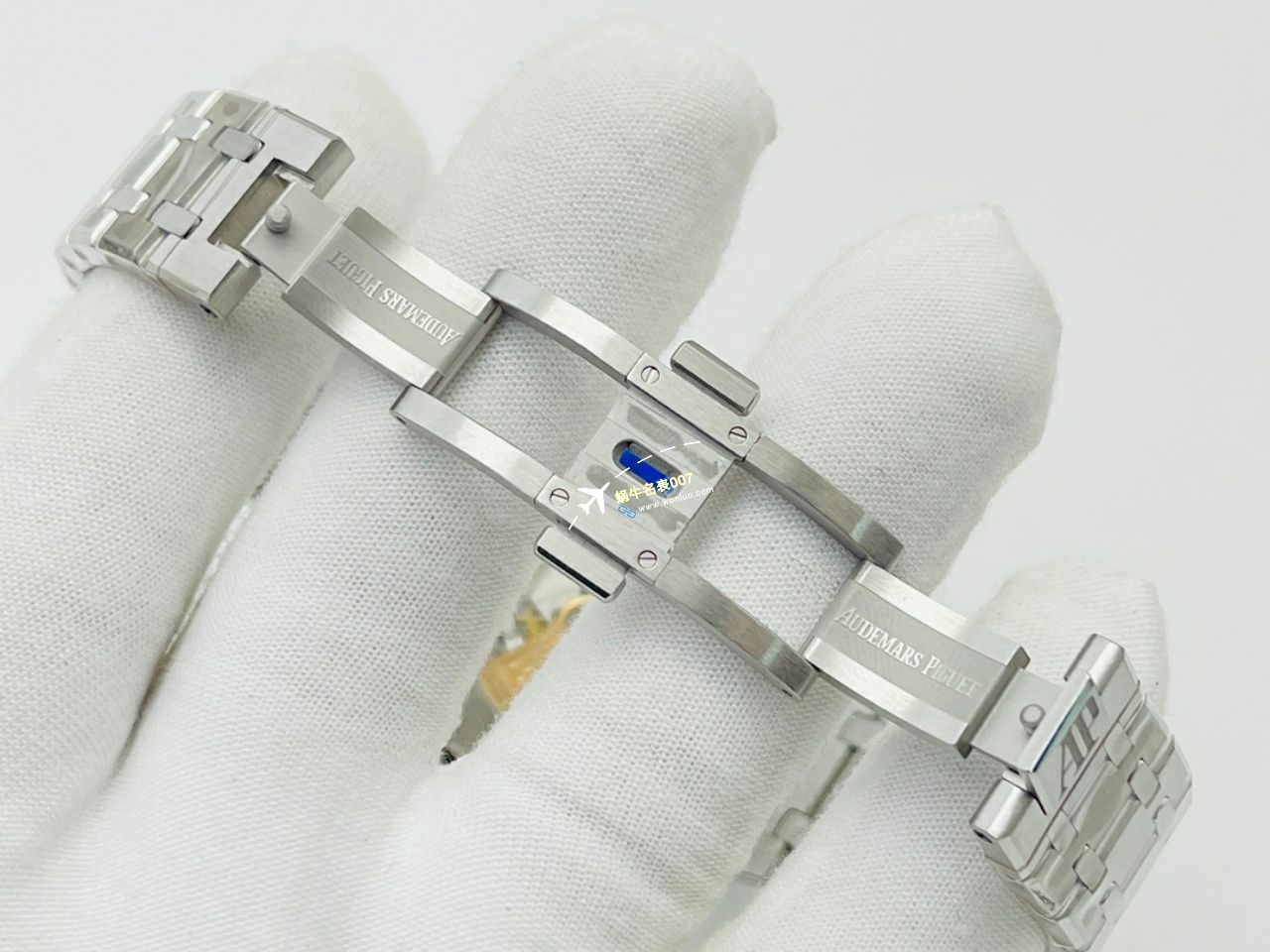 Video analysis APS Factory Audemars Piguet 复刻高仿15400手表15400ST.OO.1220ST.03，15400ST.OO.1220ST.02 / AP223
