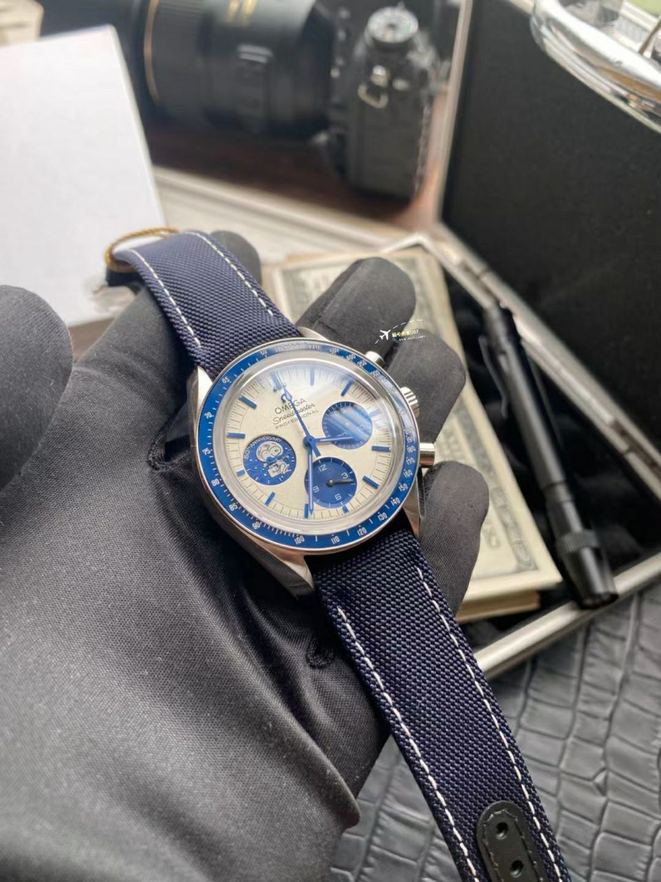  Video analysis OSOMEGA超霸系列复刻高仿310.32.42.50.02.001 wrist watch (史努比奖”50周年纪念 wrist watch ) / M778