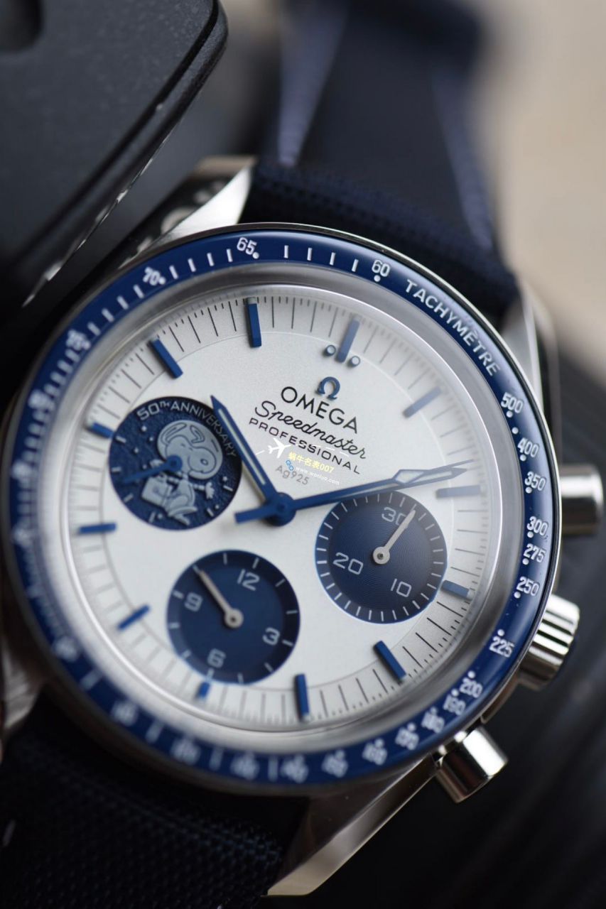  Video analysis OSOMEGA超霸系列复刻高仿310.32.42.50.02.001 wrist watch (史努比奖”50周年纪念 wrist watch ) / M778