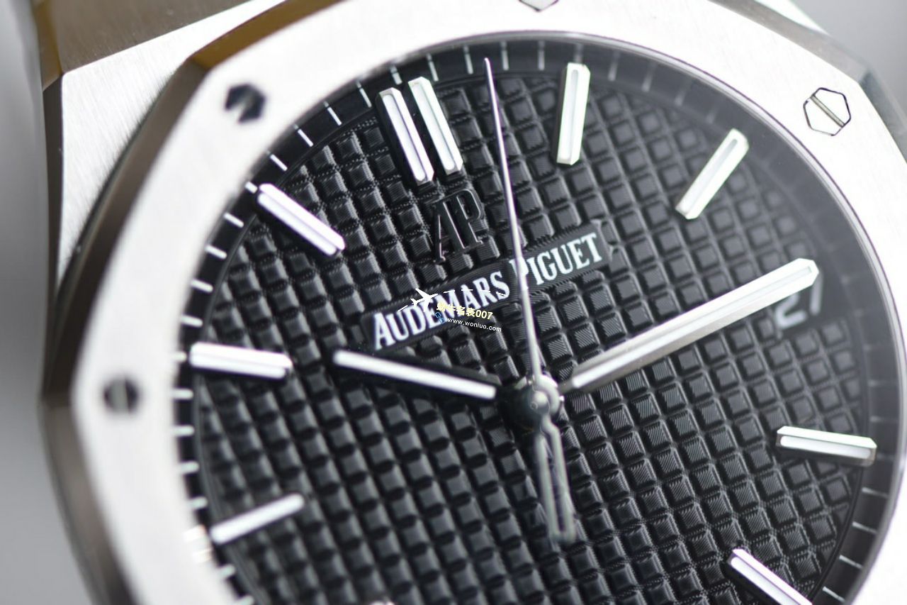  Video analysis APS钢王一体机Audemars Piguet  top 复刻高仿手表15500ST.OO.1220ST.01和15500ST.OO.1220ST.03等 / AP226