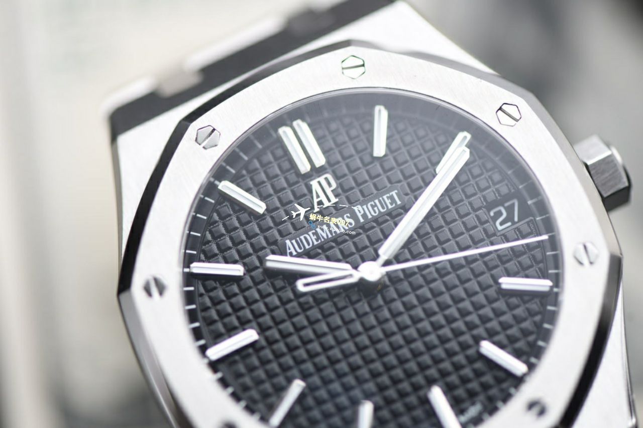  Video analysis APS钢王一体机Audemars Piguet  top 复刻高仿手表15500ST.OO.1220ST.01和15500ST.OO.1220ST.03等 / AP226