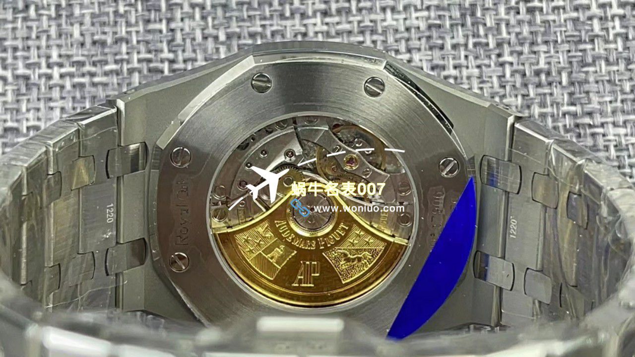  Video analysis APS钢王一体机Audemars Piguet  top 复刻高仿手表15500ST.OO.1220ST.01和15500ST.OO.1220ST.03等 / AP226