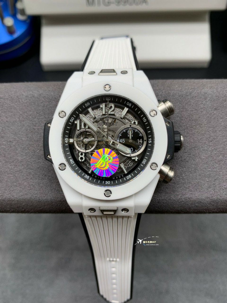  Video analysis ZF top 复刻高仿彩色 Composite  hublot BIG BANG系列441.HX.1170.RX，441.CY.471Y.RX wrist watch  / YB121