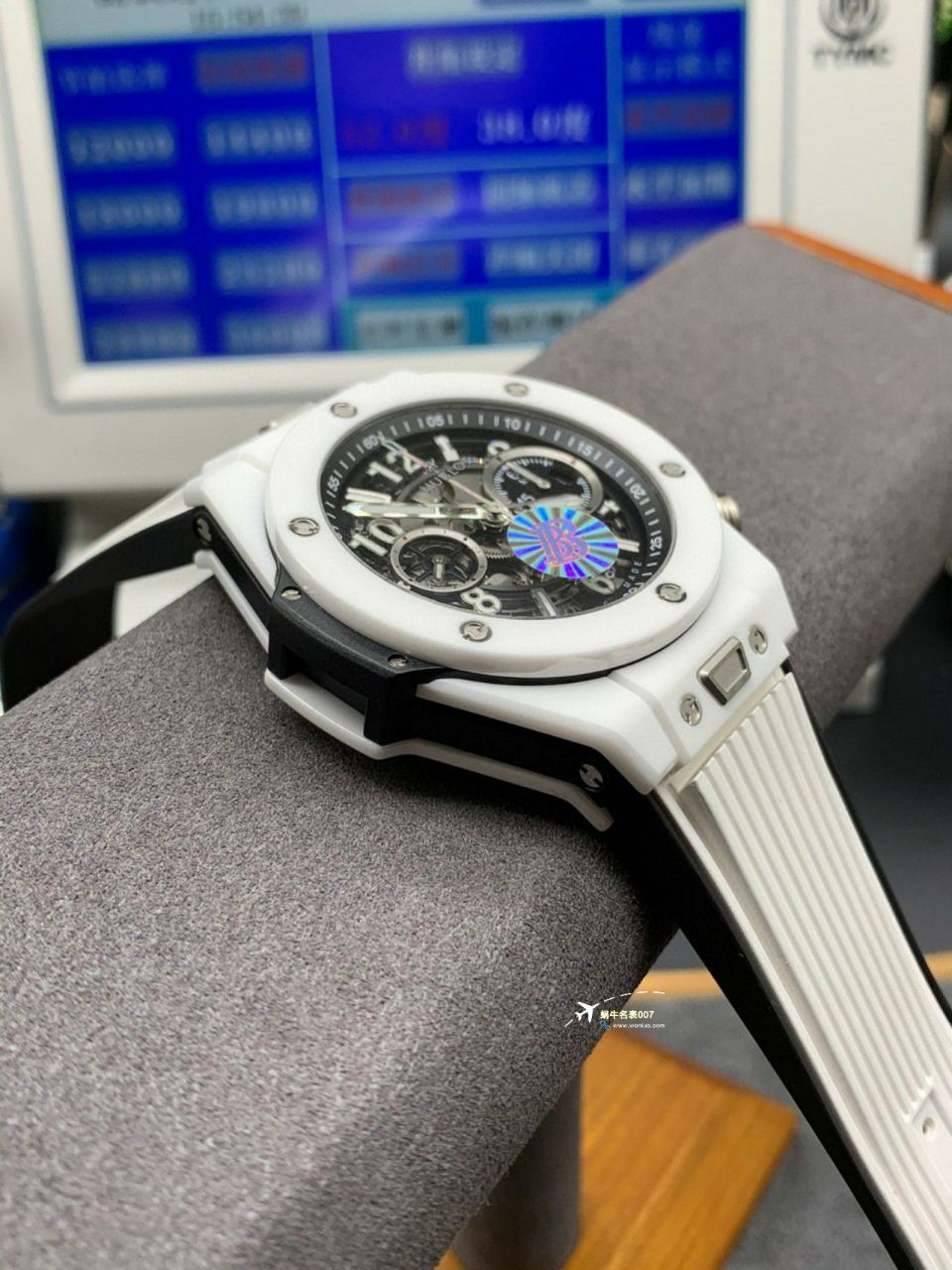  Video analysis ZF top 复刻高仿彩色 Composite  hublot BIG BANG系列441.HX.1170.RX，441.CY.471Y.RX wrist watch  / YB121
