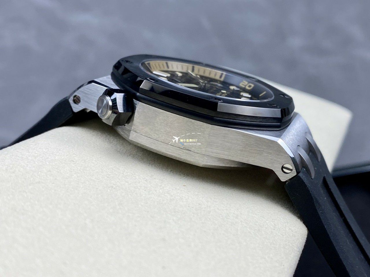APF Factory 一比一 top 复刻高仿手表Audemars Piguet  Royal Oak Offshore 15720ST.OO.A027CA.01四颜色 wrist watch  / AP230