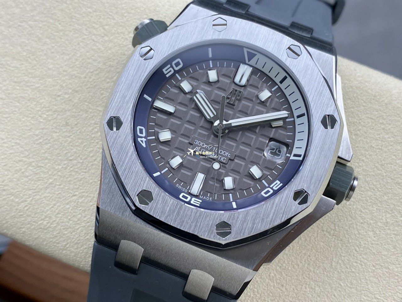 APF Factory 一比一 top 复刻高仿手表Audemars Piguet  Royal Oak Offshore 15720ST.OO.A027CA.01四颜色 wrist watch  / AP230